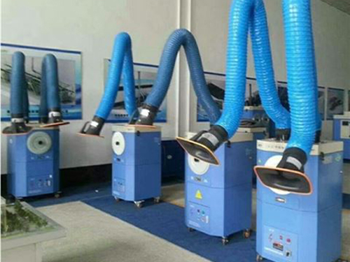 碧清環(huán)保為您講述移動式焊煙凈化器使用說明